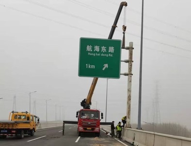 江西江西悬臂式交通标志杆