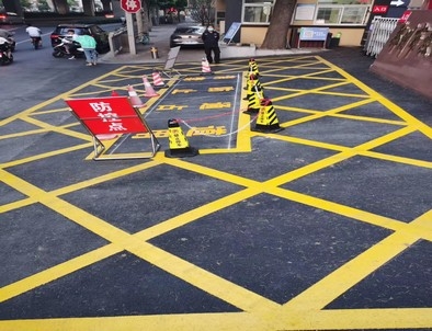 江西江西厂区划线，园区停车场划线，车库标识标线